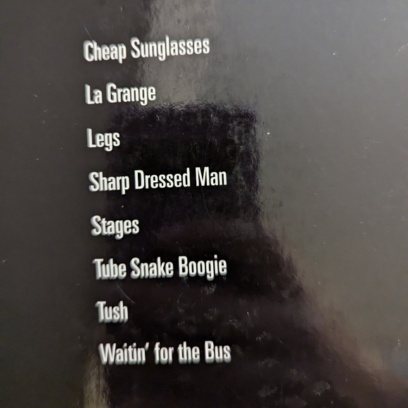 ZZ Top Hall Leonard Guitar Play Along Vol.99 - Picture 3 of 4